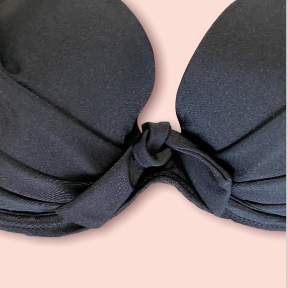 Bottom has pull string to make it tighter. Halter, padded bra with tie in back. - Picture 2 of 6